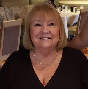 Meet your Posher, Suzy